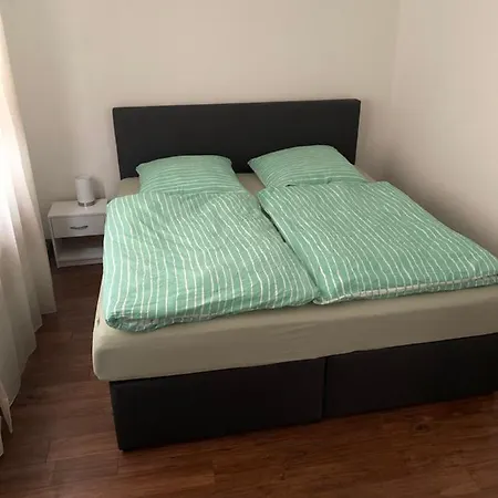 Erdgeschoss 2 Schlafzimmer באיירוט