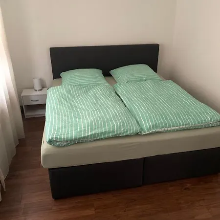 Erdgeschoss 2 Schlafzimmer بايروث