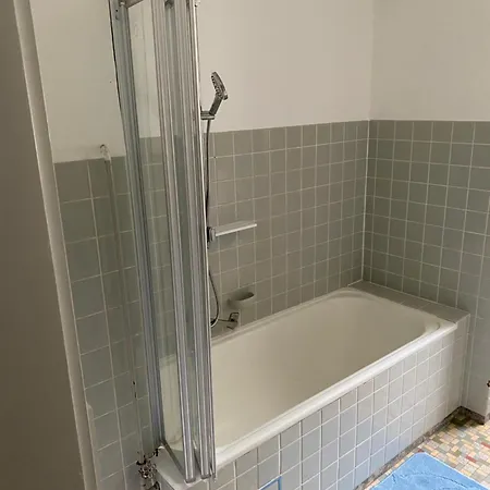 Erdgeschoss 2 Schlafzimmer شقة *